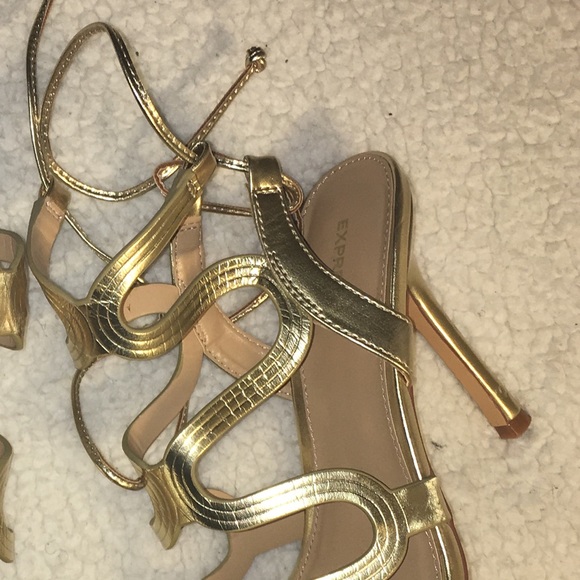 Express - Picture 5 of 5